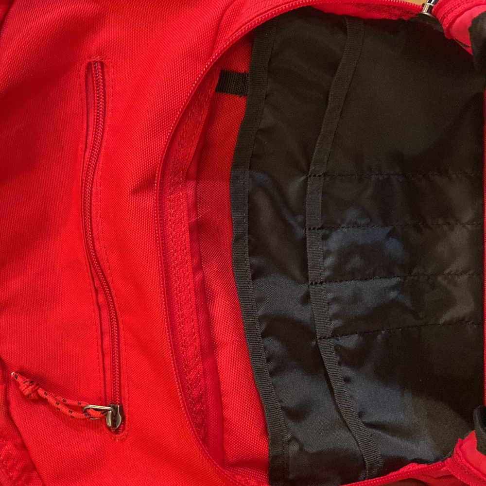 Red Columbia backpack - Picture 7 of 16